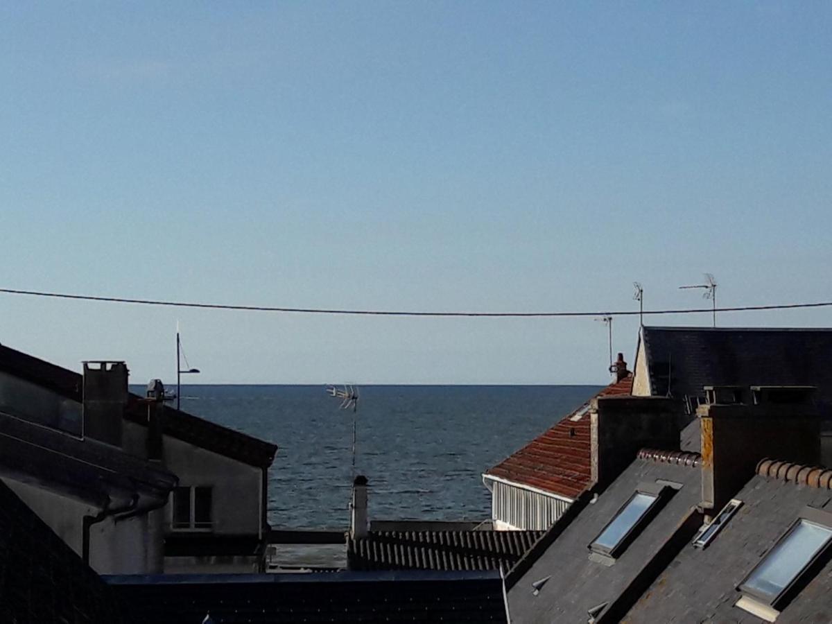 A Bon Port Grandcamp-Maisy Exteriér fotografie
